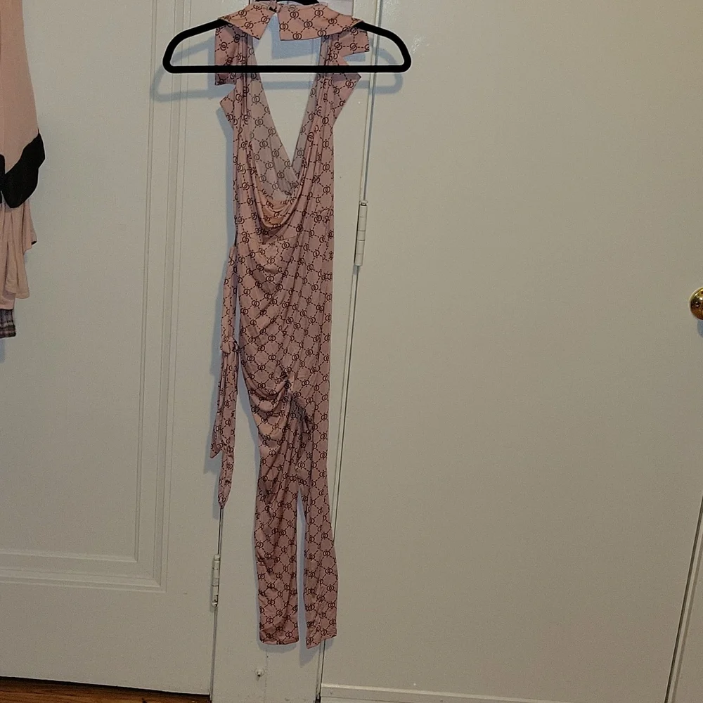 Fashionnova Designer Inspired Printed Pink Skinny Jumpsuit XS - Picture 6 of 7